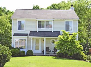 1513 N Randolph Dr, Clairton, PA 15025