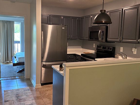 4th image of 3615 N Wolf Creek Dr Unit 401