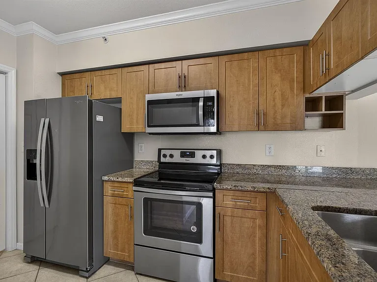6510 Emerald Dunes Dr #308 — Photo 8