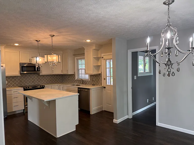 131 Bob Cir — Photo 13