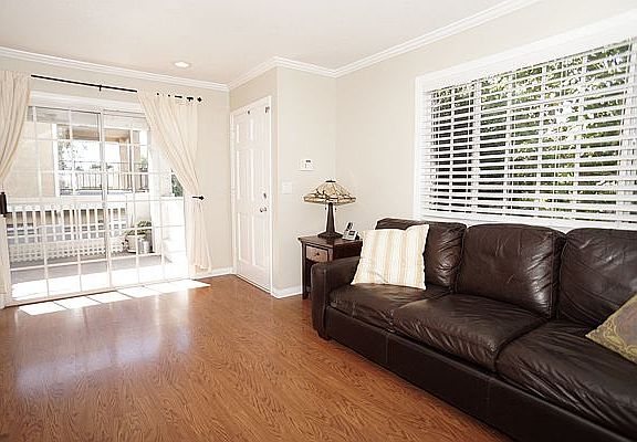 5th image of 1534 Marcelina Ave Unit A