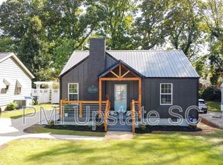 105 McMakin Dr, Greenville, SC 29617