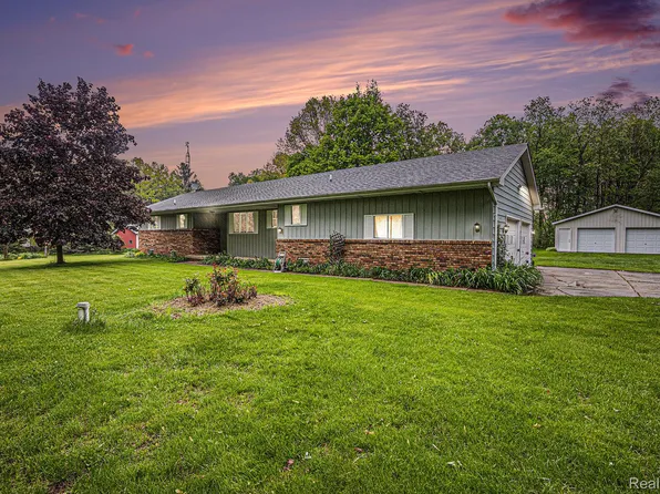 5120 Millis Rd, North Branch, MI 48461