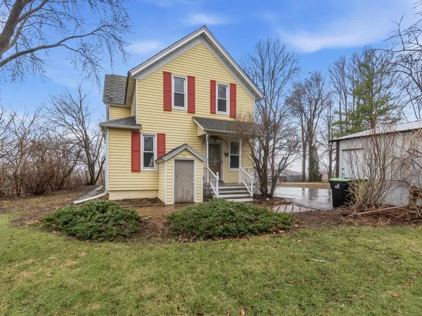 210 North Main STREET, Iron Ridge, WI 53035