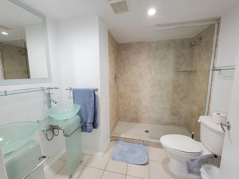 701 S Madison Ave #316 — Photo 7