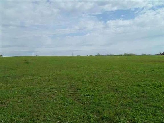 4th image of 3606 E State Highway 9