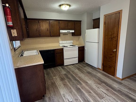 5th image of 928 S Crutcher Ave APT D