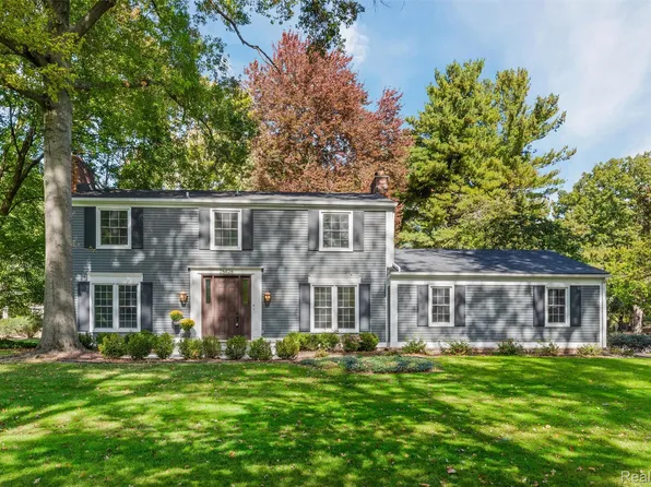 26426 Scenic Hwy, Franklin, MI 48025