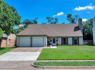 108 Wildbriar St, Euless, TX 76039