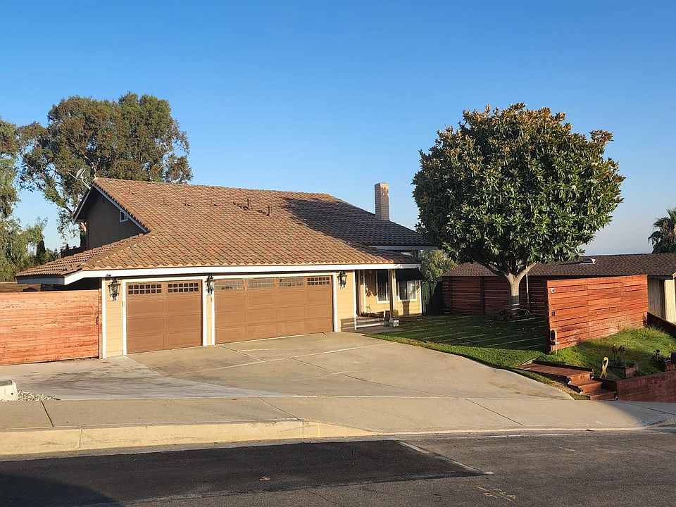 1st image of 2453 Flintwood Dr