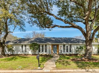 1707 Carlton Dr, Arlington, TX 76015