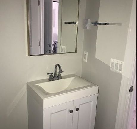 5th image of 51 W Palmer St #4850133