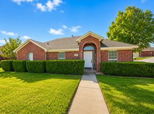 10517 Lone Pine Ln, Fort Worth, TX 76108