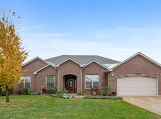 6091 Impala Dr, Hallsville, MO 65255