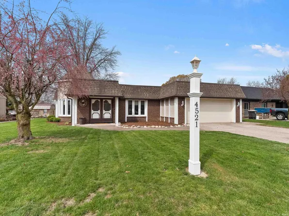 4521 Redstone Ct, Fort Wayne, IN 46835