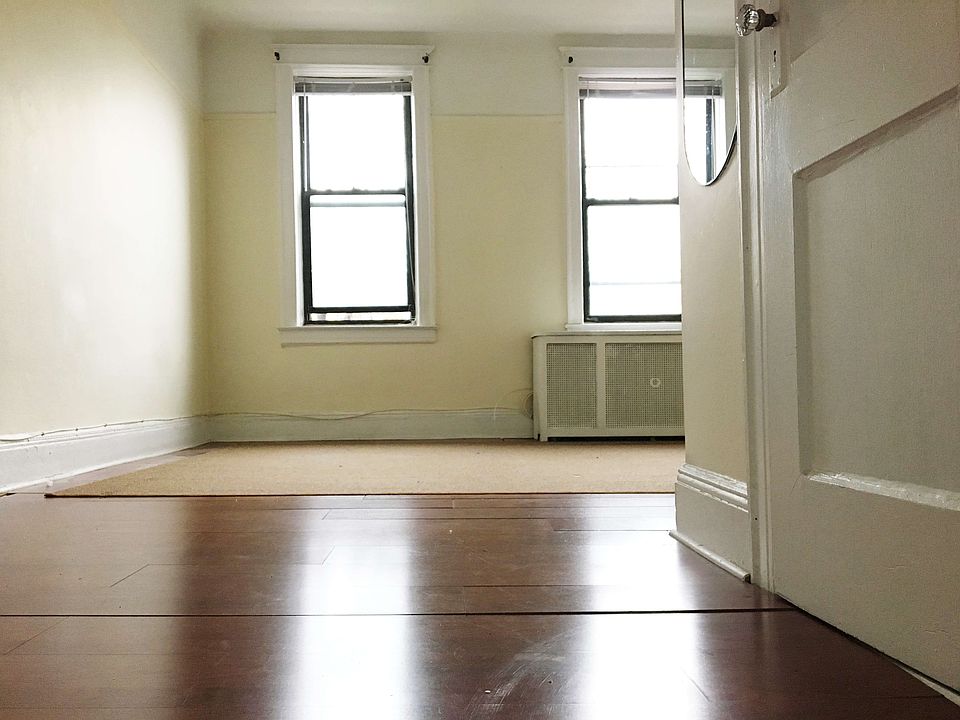1st image of 3447 42nd St APT 3RR