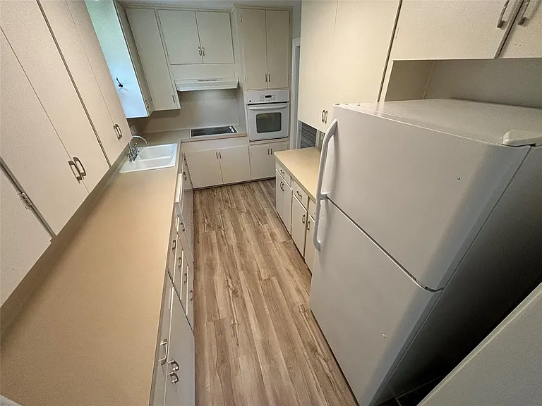 807 Bouldin Ave — Photo 7