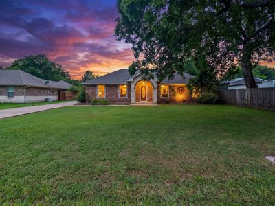 712 S Grand St, Wolfe City, TX, 75496