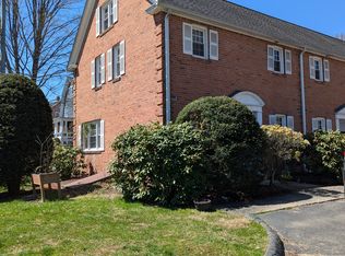 501 Maple Ave, Cheshire, CT 06410