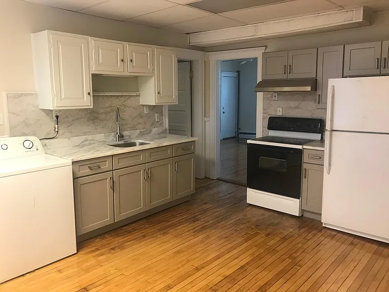 56 Ward St #4B — Photo 12