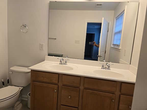 5th image of 8405 Spring Meadow Rd