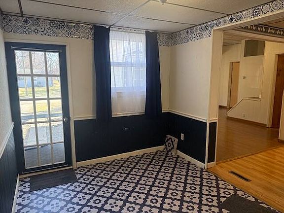 3rd image of 1142 E 6th Ave
