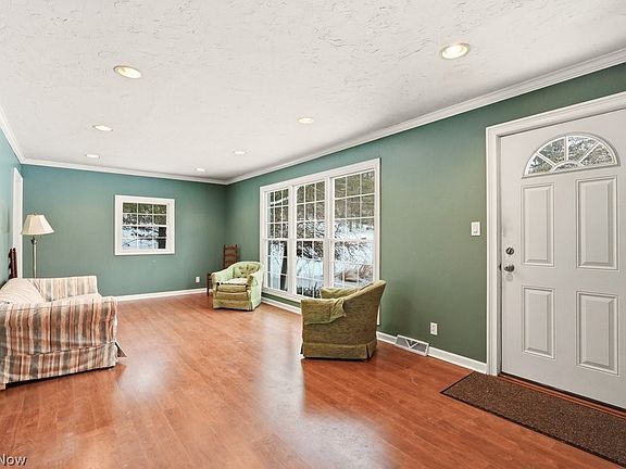 4th image of 10076 Sherman Rd