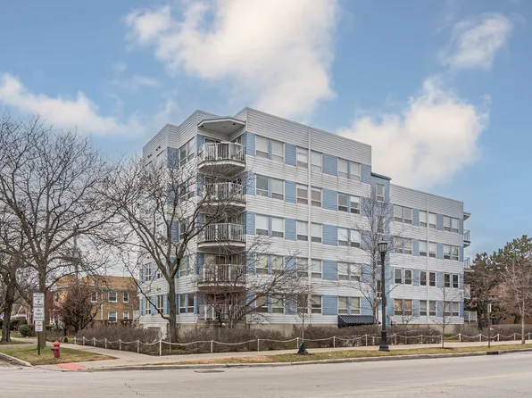 128 Asbury Ave APT 102, Evanston, IL 60202