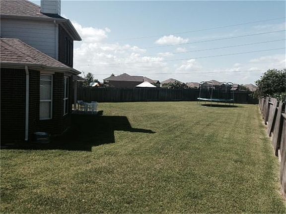 5th image of 6042 Preserve Ln