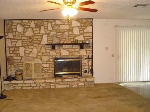 3rd image of 12410 CONSTITUTION DR