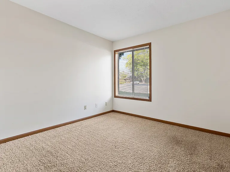 Swanson Court Apartments — Photo 7