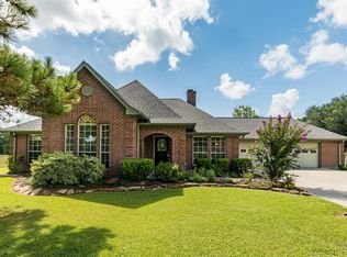 251 Ridge Rd, Manvel, TX 77578