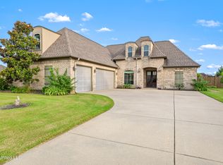 1425 Koby Ln, Hernando, MS 38632