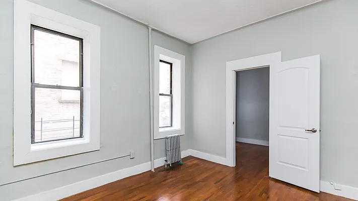 Rented by Nooklyn NYC LLC | media 12