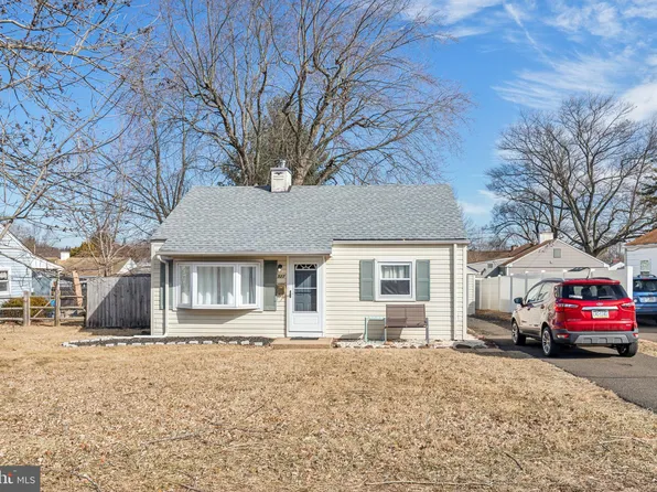 527 Moyer Rd, Southampton, PA 18966