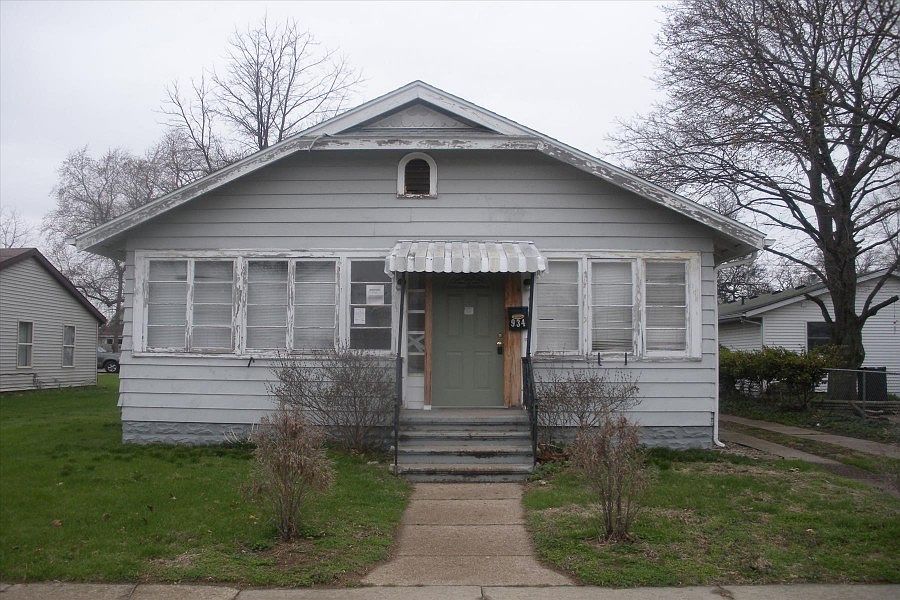 1st image of 934 Grant St