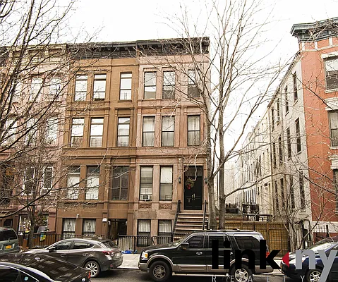 Sold by Link NY Realty | media 9