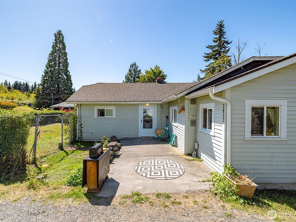1st image of 3817 E Sunset Drive