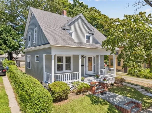 85 Norwood Ave, Cranston, RI 02905