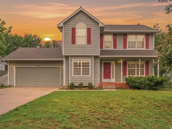 2720 N Beacon Hill Ct, Wichita, KS 67220