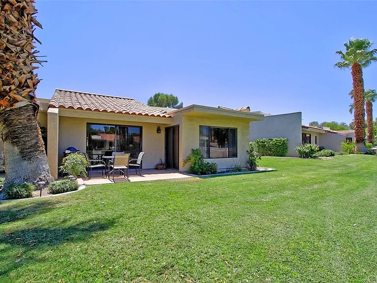 40588 Pebble Beach Cir — Photo 44