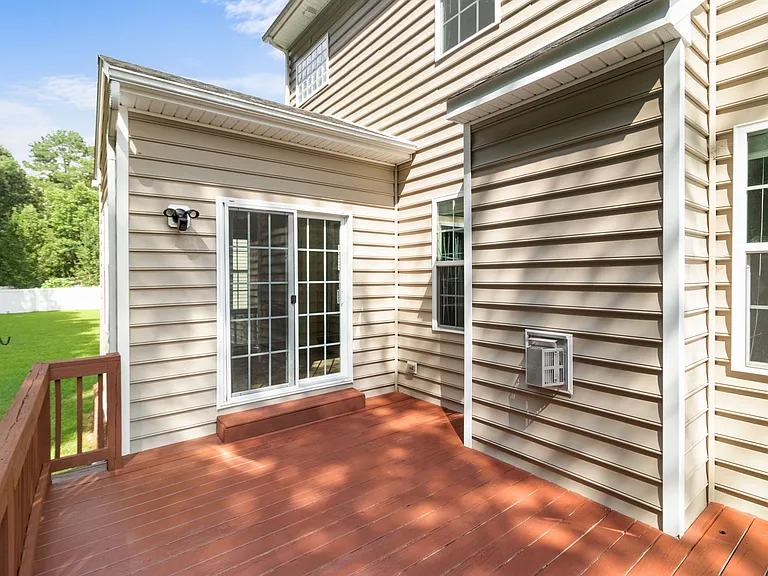 729 Creekwood Dr — Photo 6