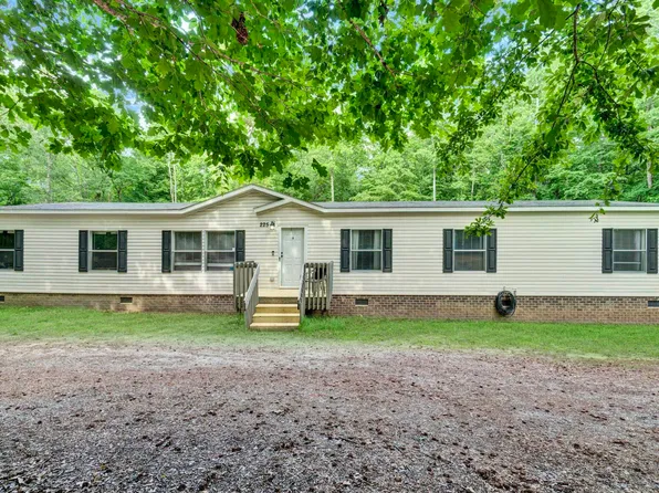 225 Tanglewood Way, Gray Court, SC 29645