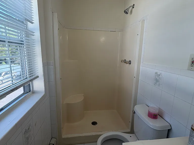 304 N Wellwood Ave #3 — Photo 20