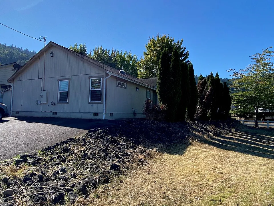 101 Barron Ct