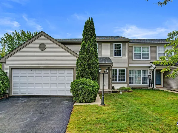 953 Bugle Ct, Round Lake Beach, IL 60073