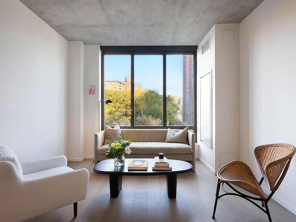 1st image of 196 Orchard St #4F