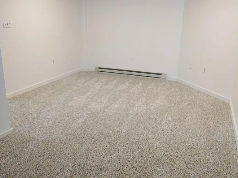 203 N 4th St #3 — Photo 5