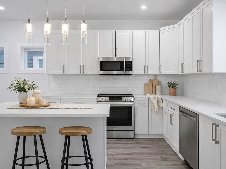 1st image of 750 Hot Springs Rd #34