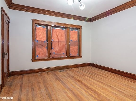4th image of 8450 S Marquette Ave